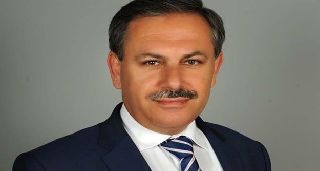 Başkanın kardeşi FETÖ'den ihraç edildi