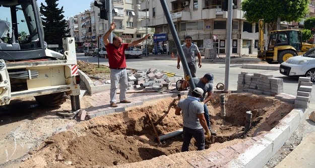 Büyükşehir'den trafik yoğunluğuna neşter