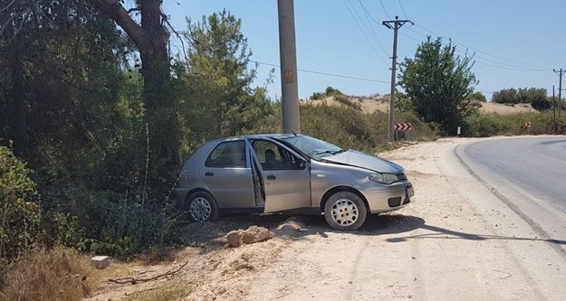 Otomobil direğe çarptı: Sürücü yaralandı