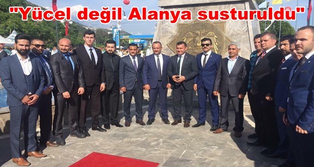 Ülkücüler Başkan Yücel'e sahip çıktı