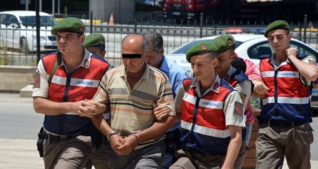 Uyuşturucu tacirleri yakayı ele verdi