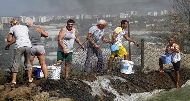 Yangında 500 bin TL'lik villa küle döndü