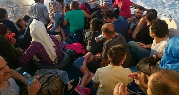 Yunanistan'a kaçmaya çalışan 33 Suriyeli yakalandı