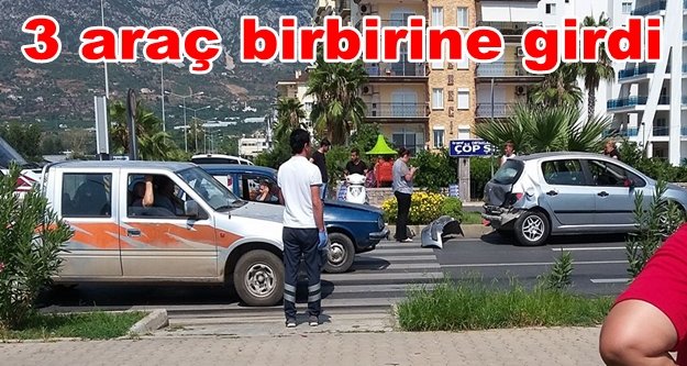 Alanya'da zincirleme trafik kazası: Yaralılar var