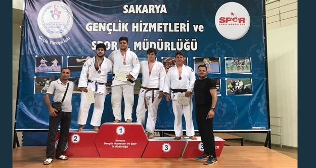 Alanya'ya altın madalya kazandırdı