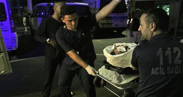 Devrilip sürüklenen kamyonetin şoförü yaşam savaşı veriyor