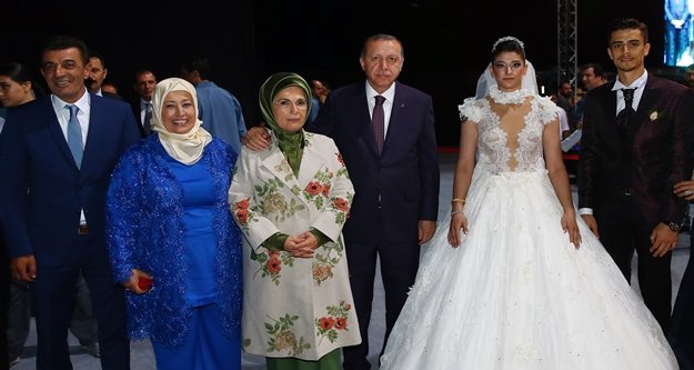 Erdoğan Antalya'da düğüne katıldı