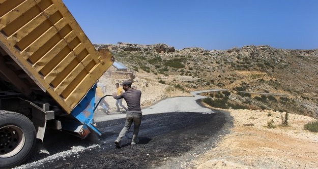 Komşuda asfalt seferberliği