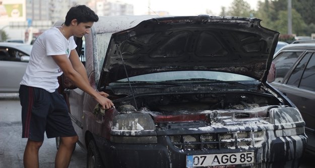 Sanayiden yeni çıkan araç seyir halindeyken yandı