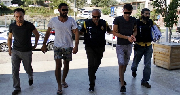 Alanya'da 10 bin kişiye kredi kartı şoku!