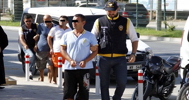 Alanya'daki dolandırıcılar tutuklandı