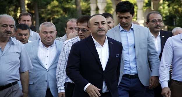 Bakan Çavuşoğlu bayramda baba ocağında