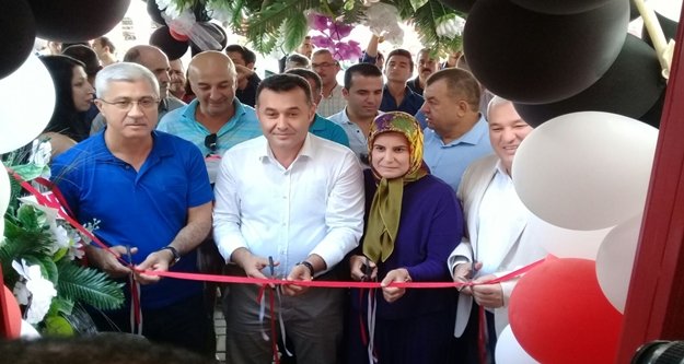 David People'a görkemli açılış