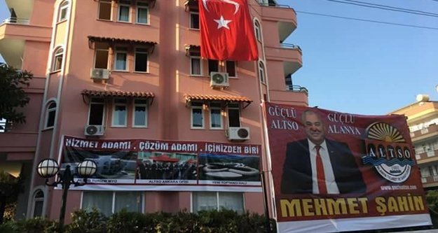 Seçim ofisi tamam, sıra adaylığı açıklamada