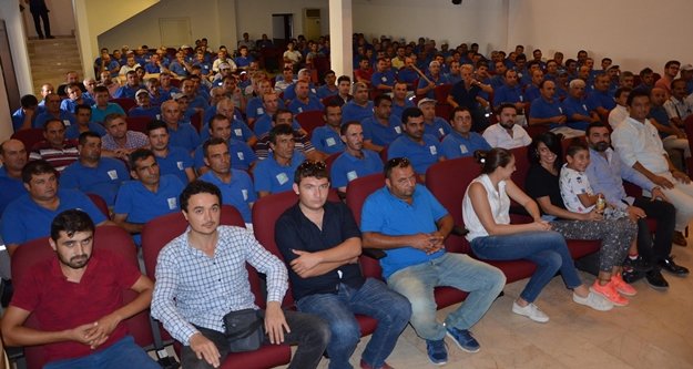 Sinekle mücadele ekibine teatral eğitim