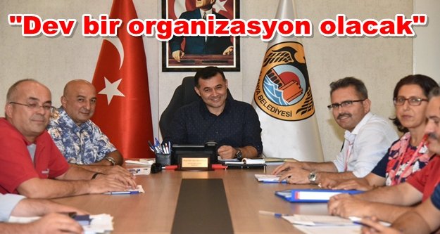 Yücel'den Alanya'ya triatlon daveti