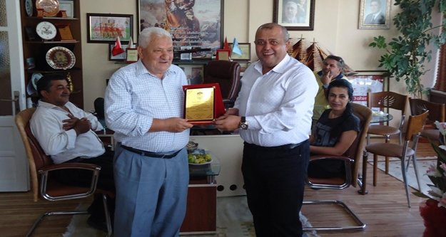 25 yıllık esnaflar unutulmadı