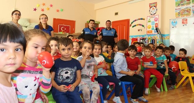 Alanya polisi ders veriyor