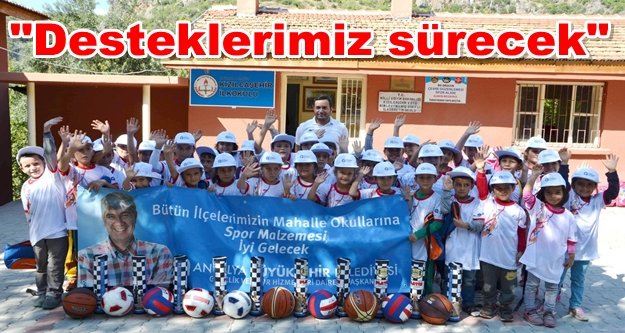 Alanya’daki okullara spor malzemesi yardımı