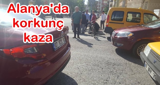Lise öğrencilerinin kazasında motosiklet ile bisiklet çarpıştı