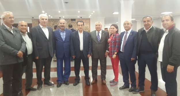 Deniz Baykal'a ziyaretçi akını