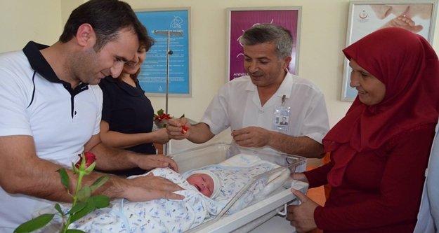 Emzirme Haftasında anne sütünün önemi anlatıldı