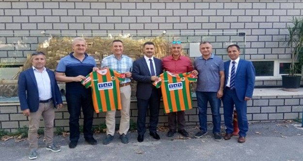 Müdürler Karadeniz sofrasında