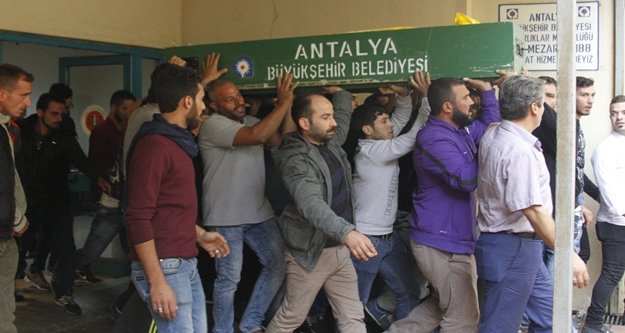 Suriyelilerle kavga! 1 ölü 2 yaralı var