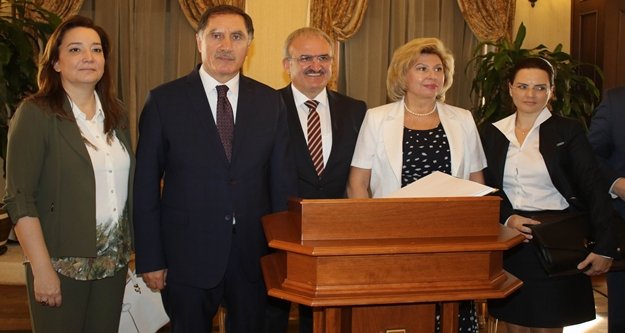 Yerleşik yaşayan Rusların hak ve özgürlük ile din dersi isteği