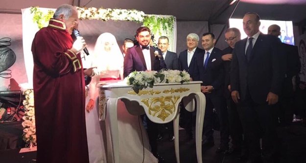 Yok böyle düğün! Alanya bu düğünde buluştu