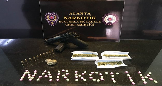 Gençleri zehirleyen uyuşturucu tacirleri yakalandı