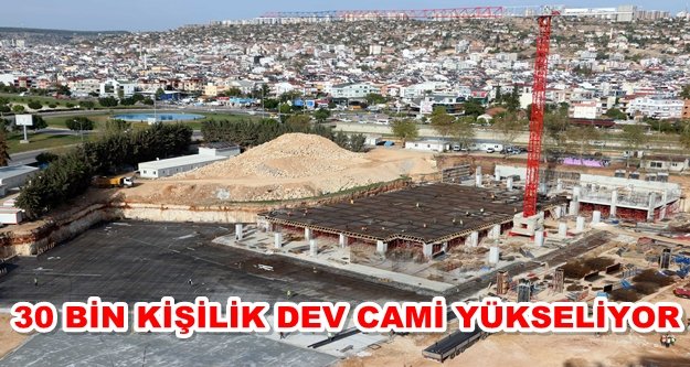 Antalya’nın en büyük camisinde çalışmalar devam ediyor