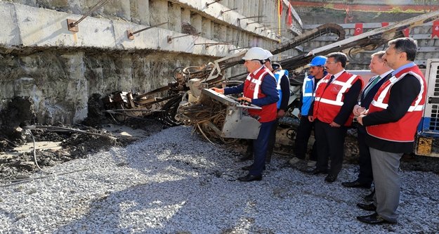 Başkan Uysal İstanbul için projelere başladı