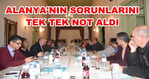 Başkan Yücel muhtarları dinledi