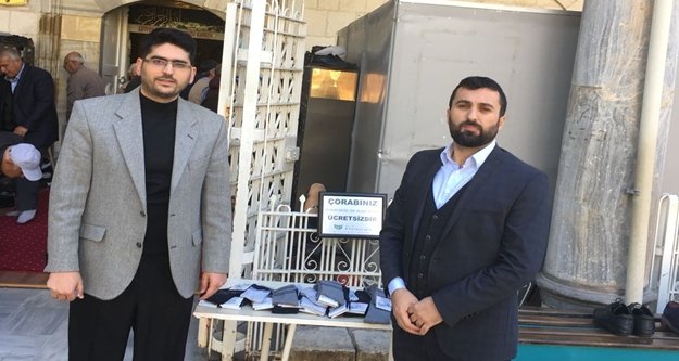 Camide isteyene “Ücretsiz Çorap Uygulaması”