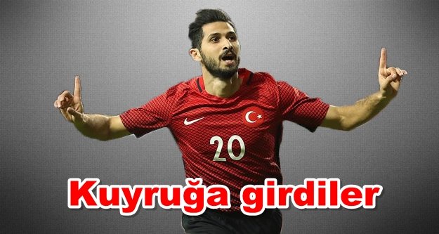 Emre için 3 büyükler birbirine girdi