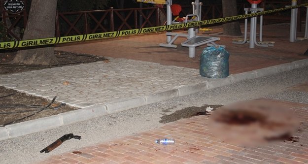 Eşine pompalı tüfekle ateş etti: 1 ölü, 1 yaralı