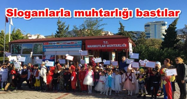 Mahmutlar'da çocuklar yürüyüş yaptı
