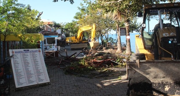 Ruhsatsız yapılar böyle yıkıldı