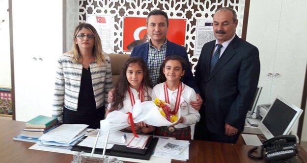 Satranç şampiyonlarından Er'e ziyaret