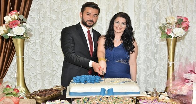 Sevgililer Günü'nde evlenecekler