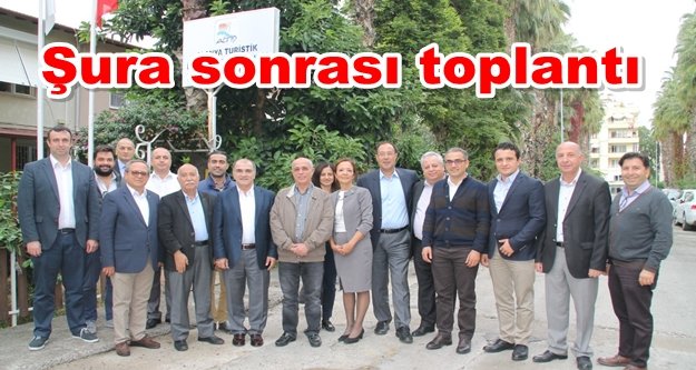 Turizm Alanya'da masaya yatırıldı