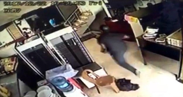 3 kişiyi öldürdüğü pompalı tüfeği 475 TL karşılığında kapısına getirtmiş