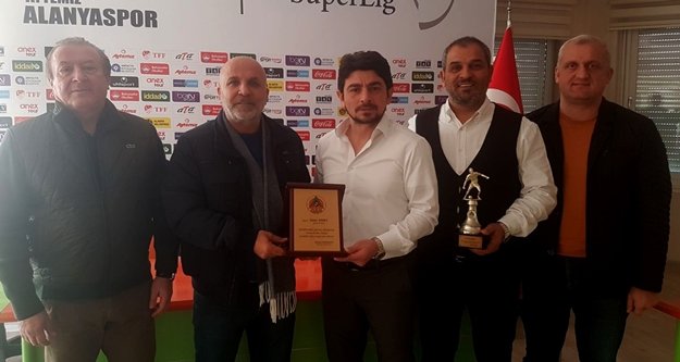 Alanyaspor'da sürpriz ayrılık