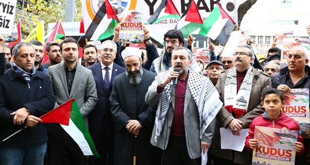 Antalya Kudüs için sokağa döküldü