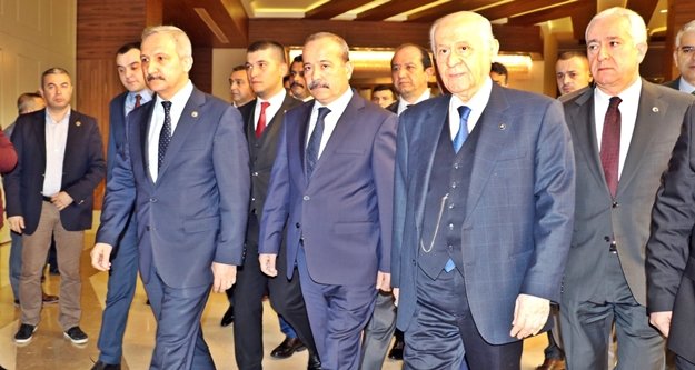 Bahçeli’nin belediye başkanlarıyla toplantısı sürüyor