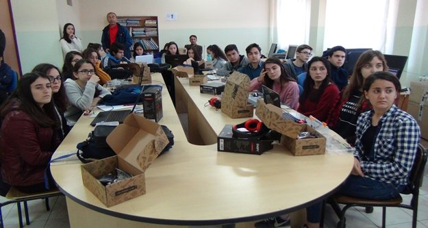 Bir hediye kutusu bir okulun ufkunu açtı