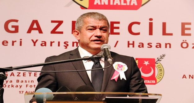 Bülten gazetelere, reklam bilboardlara gidiyor!