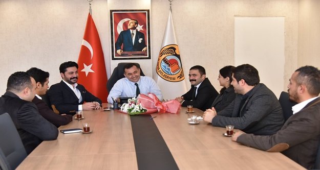 CHP'li gençler görev dağılımı yaptı