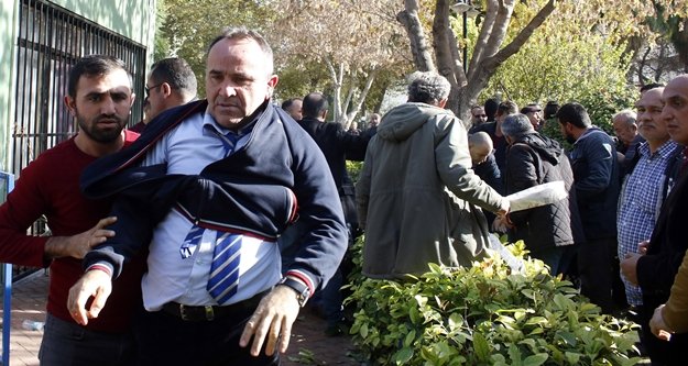 Demir bariyerlerin havada uçuştuğu arsa ihalesinde yine arbede yaşandı